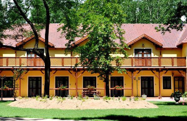 Forster Vadászkastély és Szálloda Bugyi