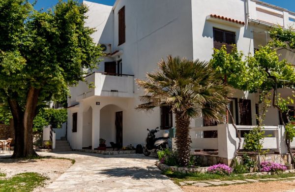 Apartmani Nenad & Marija Pag