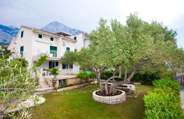 Apartments By The Sea Promajna, Makarska - 2588 Promajna
