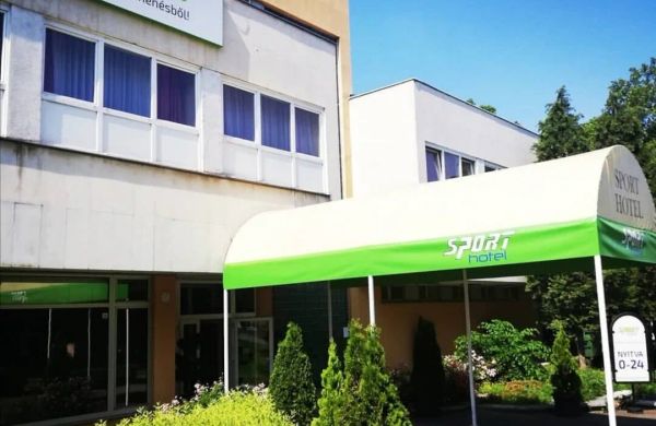 Sport Hotel És Étterem Tatabánya