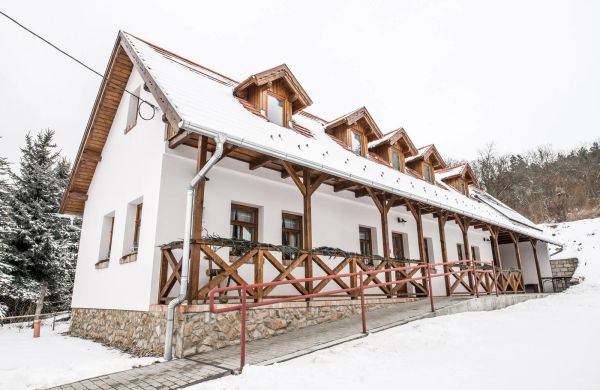 Vadrózsa Vendégház Szente