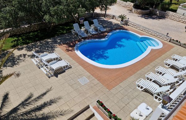 Family-friendly Apartments With Swimming Pool Barbat, Rab - 4951 Barbat