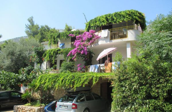 Apartments By The Sea Ivan Dolac, Hvar - 4584 Ivan Dolac