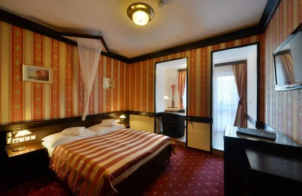 HOTEL BERG Doksy