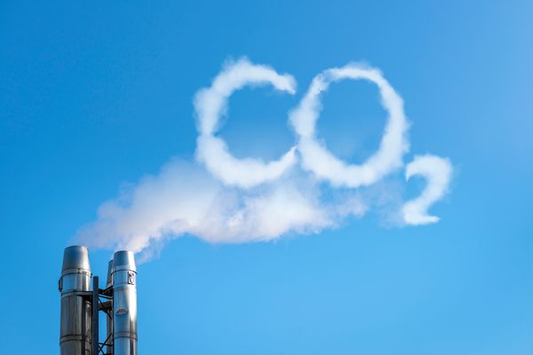 PE pracuje nad przepisami dotyczącymi redukcji emisji CO2 i promującymi zrównoważony rozwój. 