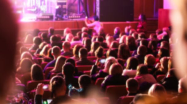 Kazimierz Dolny ponownie żyje kinem. Trwa 20. Festiwal Filmu i Sztuki Dwa Brzegi