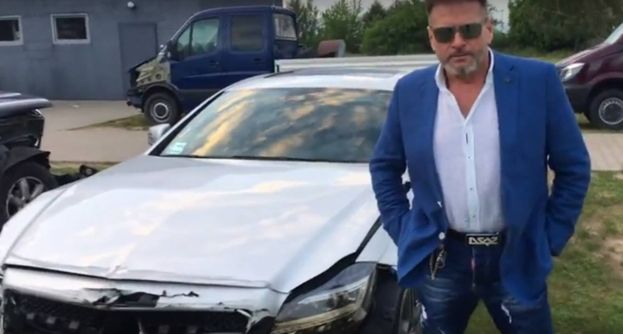 Krzysztof Rutkowski rozbił samochód! (ZDJĘCIA) PUDELEK