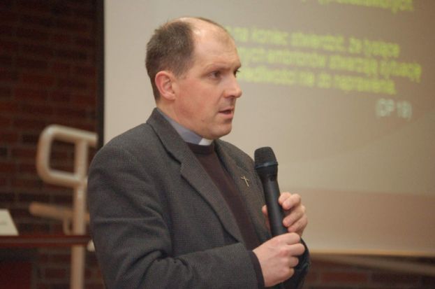 księża