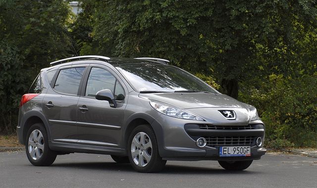 Peugeot 7 Sw 1 6 Hdi Miejskie Kombi Wp Moto