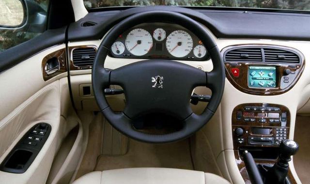 Peugeot 607: Limuzyna W Okazyjnej Cenie Czy Skarbonka Bez Dna? - Wp Moto