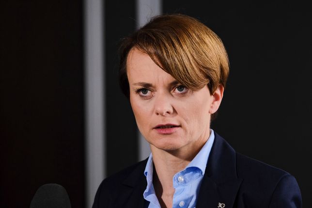 Ponowny lockdown gospodarki nie wchodzi w grę - twierdzi minister Jadwiga Emilewicz.