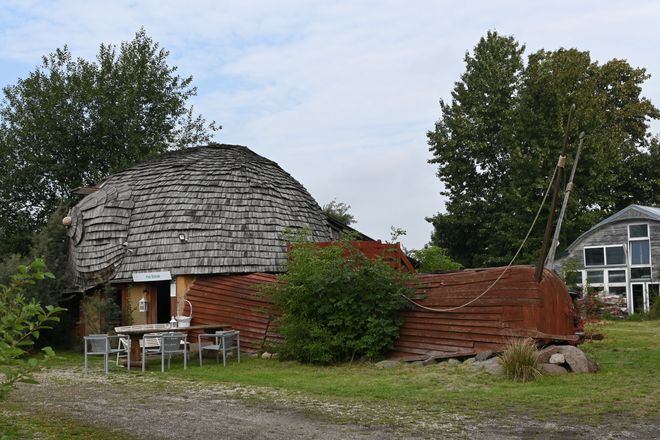 Dom ulepiono z gliny i słomy