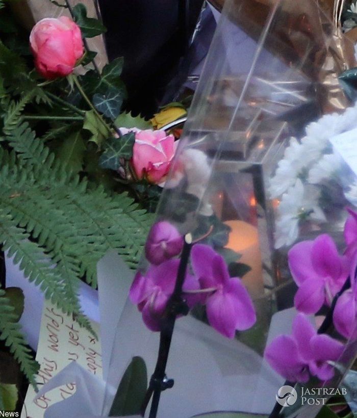 Kwiaty przed domem George'a Michaela po śmierci