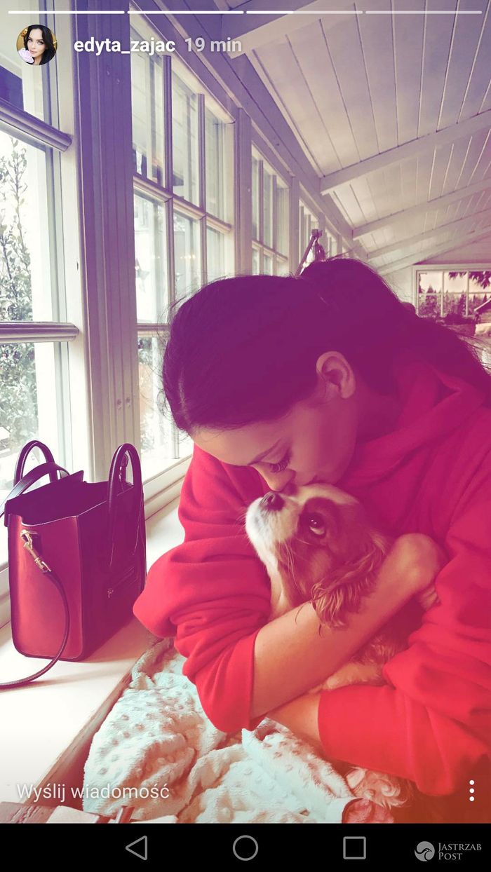Edyta Zając-Rzeźniczak ze swoją suczką Lani na śniadaniu - Instagram