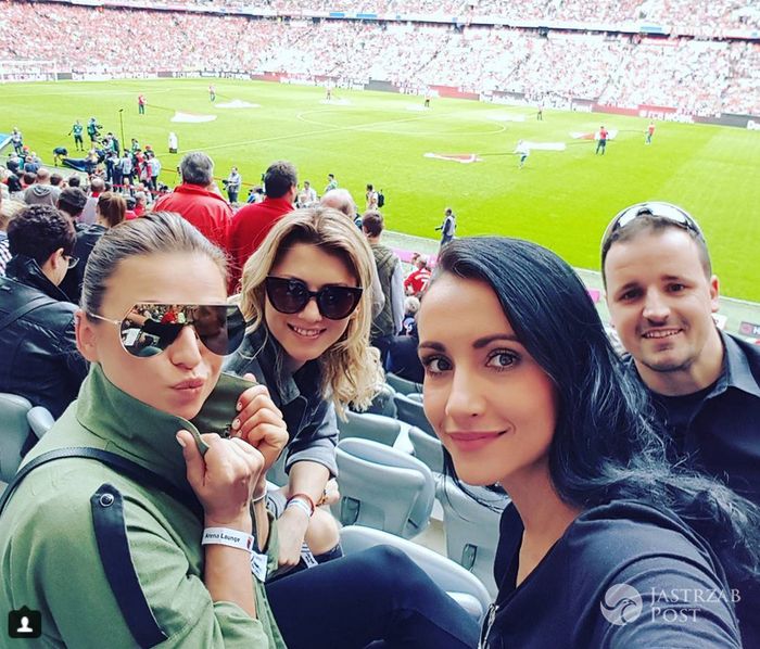 Edyta Litwniuk, Anna Lewandowska i Ola Dec na meczu Bayern Monachium