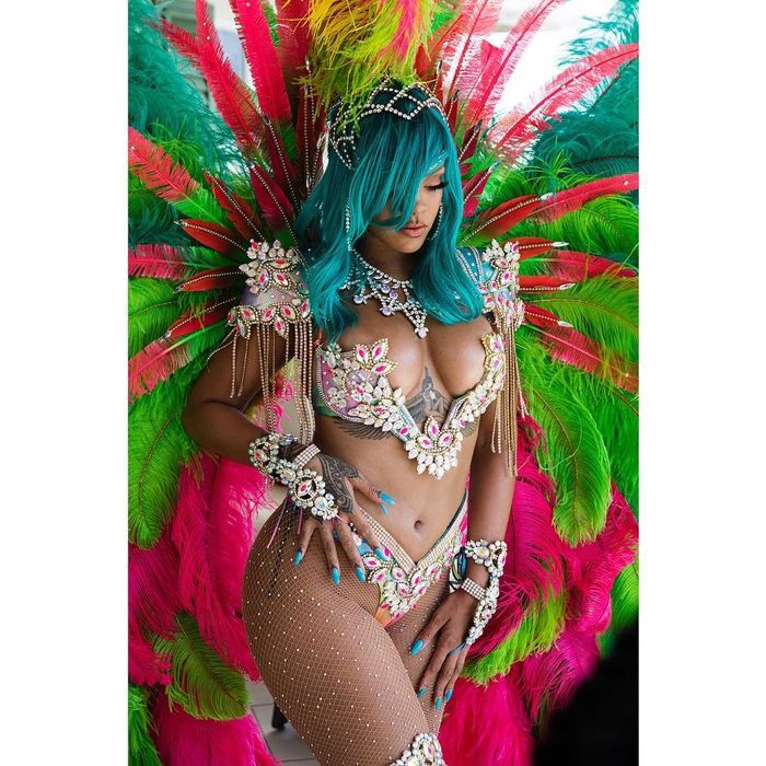 Rihanna odchudza się w Photoshopie