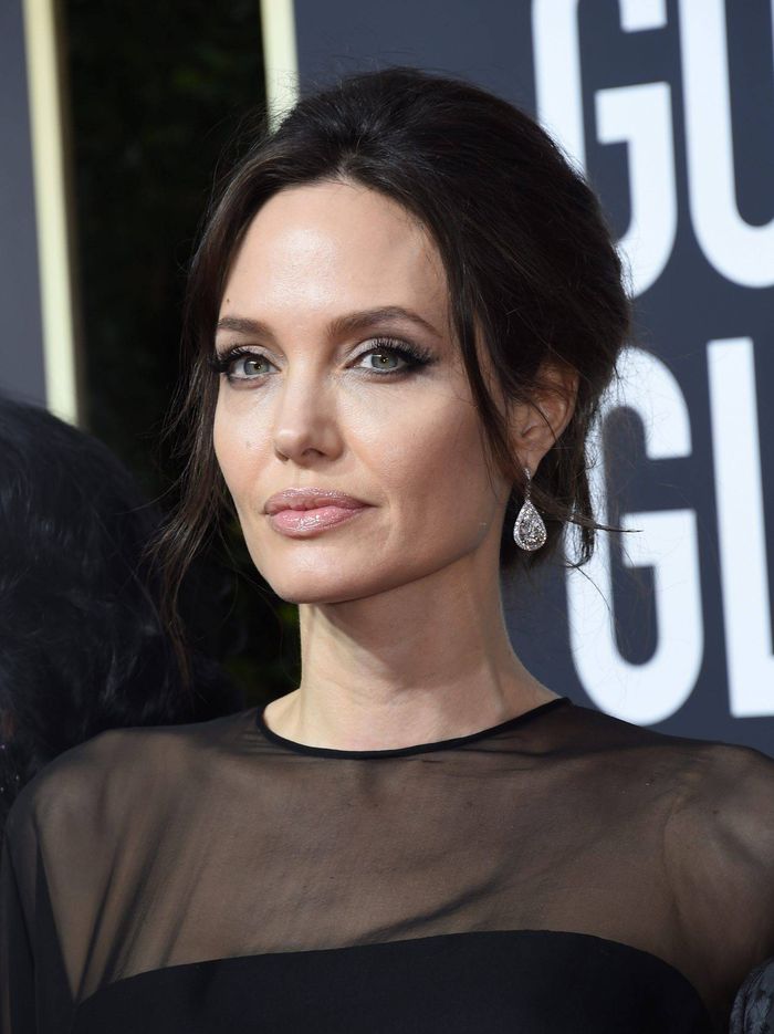 Angelina Jolie Czy Jennifer Aniston Która Aktorka Całuje Lepiej