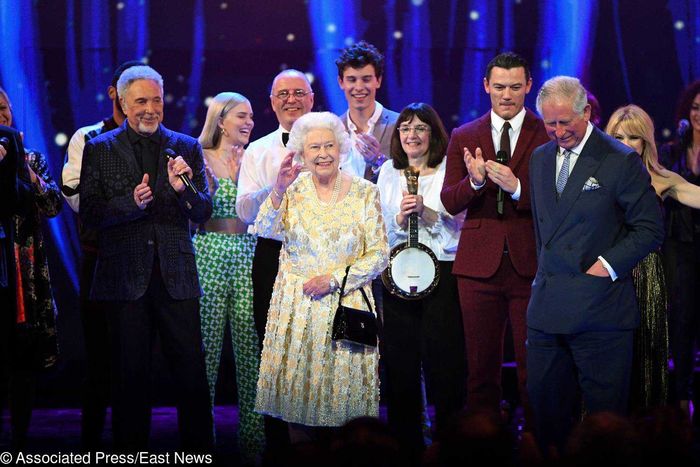 rodzina królewska – gala z okazji 92 urodzin królowej Elżbiety II w Royal Albert Hall
