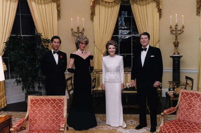 Księżna Diana prawie wpadła w anoreksję przez księcia Karola