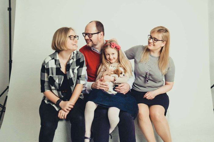 Paweł Adamowicz z żoną Magdaleną i córkami fot. Facebook