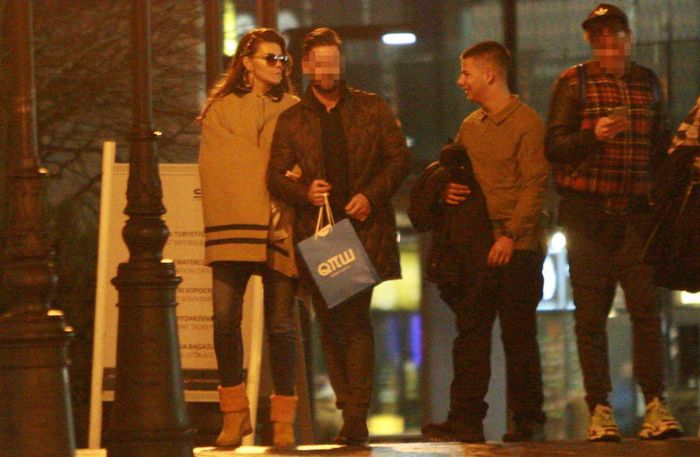 Allan Krupa, Edyta Górniak i Tomasz po wyjściu z imprezy