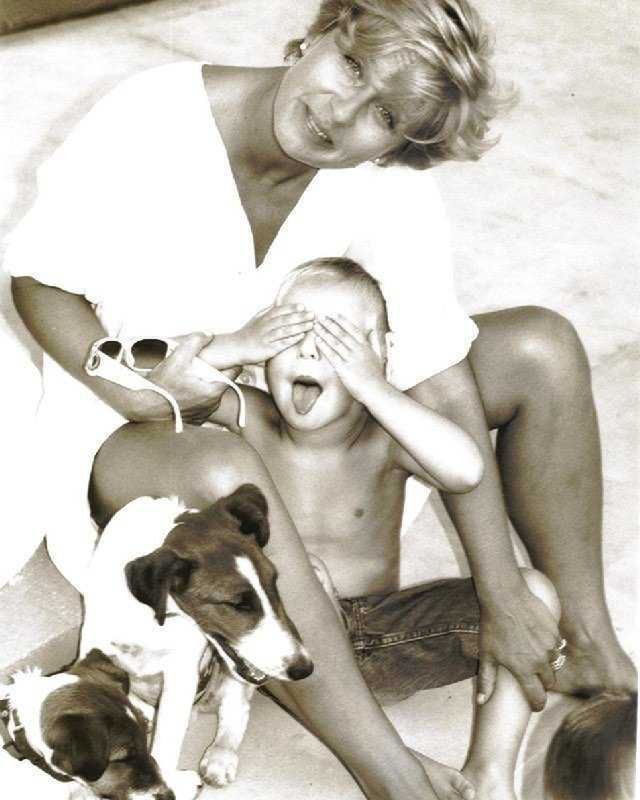 Krystyna Janda z synem wyglada jak księżna Diana