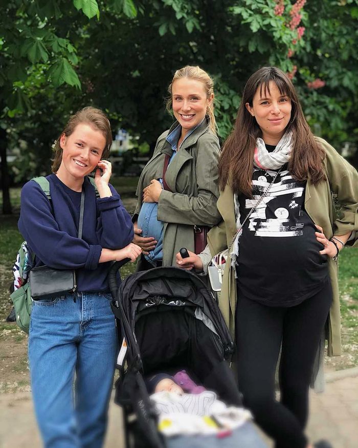 Natalia Klimas, Anna Czartoryska-Niemczycka w ciąży i Olga Frycz z córką