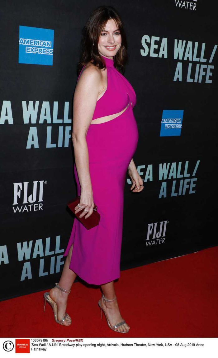 Anne Hathaway w ciąży na premierze w Nowym Jorku