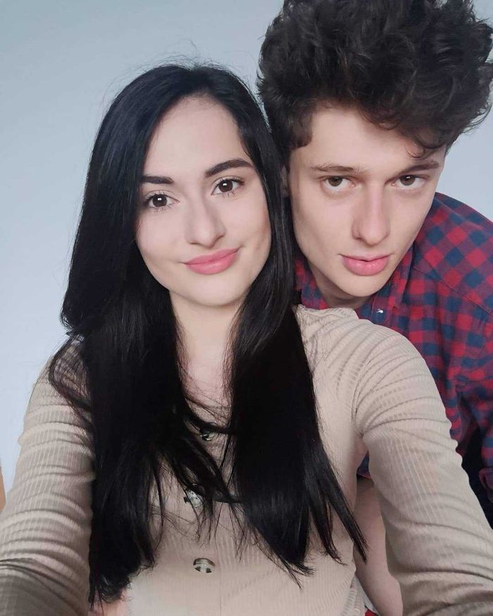 Dawid Woskanian - jego siostra Lena Woskanian
