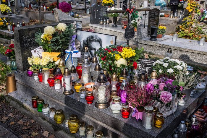 Jak wyglądał grób Zbigniewa Wodeckiego 1 listopada?