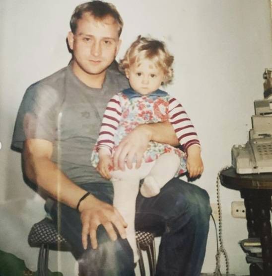 Borys Szyc pokazał zdjęcia córki z okazji jej 15 urodzin