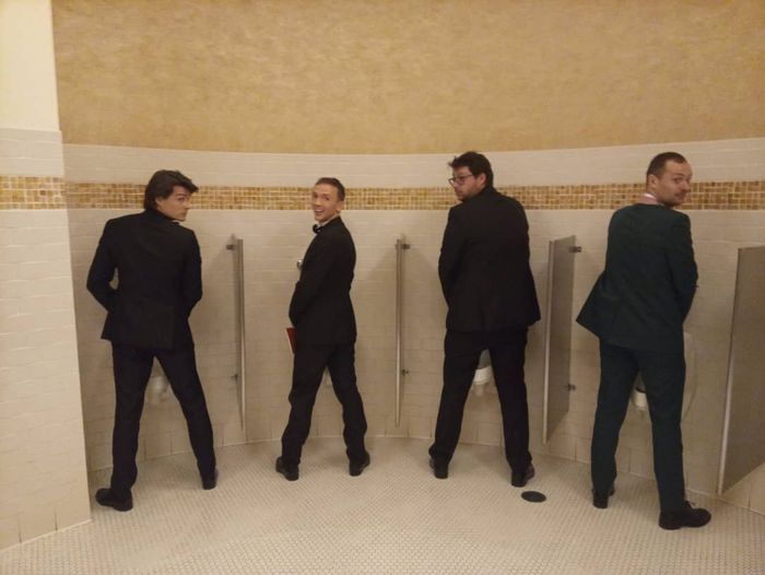 Jan Komasa w toalecie w Dolby Theatre – Oscary 2020