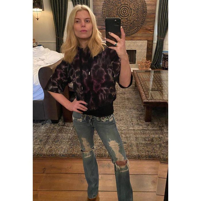 Jessica Simpson w spodniach sprzed 14 lat