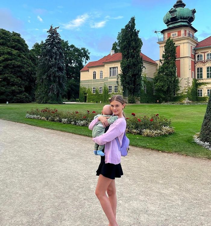 Joanna Opozda spędza czas z synkiem w dzień rocznicy ślubu z Królikowskim