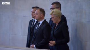 Pogrzeb Królowej. Andrzej Duda I Agata W Nowej Fryzurze