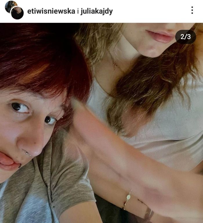 Etiennette Wiśniewska w nowym kolorze włosów