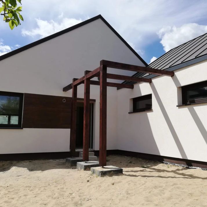 Biskupice - dom parterowy z garażem - realizacja budowy domu