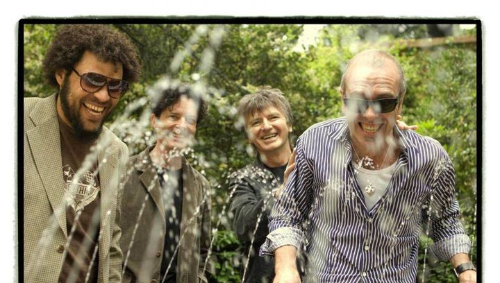 „CROWDED HOUSE” W OPERZE LEŚNEJ