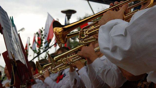 Święta Kwitnącej Jabłoni, 10-11 maj, Łącko