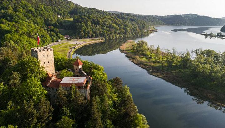 Zamek Tropsztyn w Czchowie. Historyczna atrakcja w sercu Małopolski