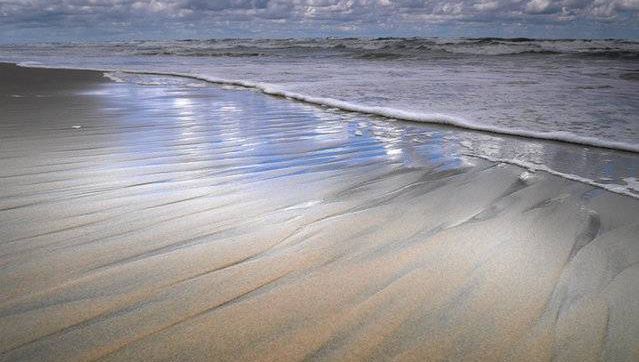 Dymiące morze w Polsce. Nietypowe zjawisko na wybrzeżu