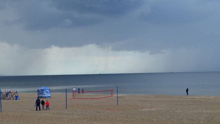 Co robić nad morzem, gdy pada deszcz? Pomysły i miejsce warte uwagi