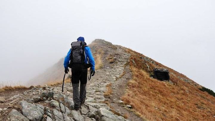 Spontaniczny wyjazd w góry. Dlaczego warto go rozważyć jesienią?