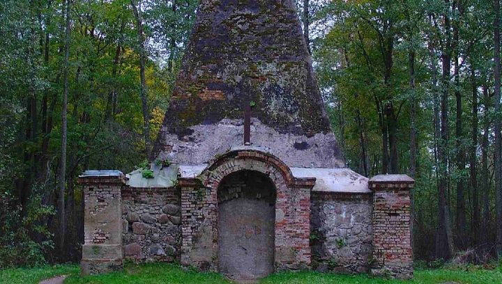 Są szanse na odnowienie piramidy w Rapie