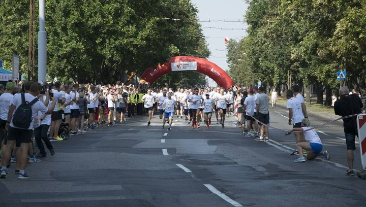 Poland Business Run - Nocne Marki pobiegły by pomóc