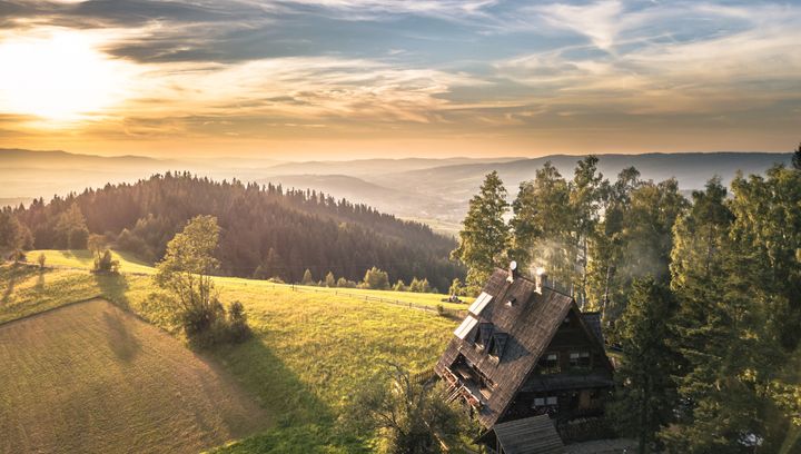 Maciejowa i schronisko PTTK - kultowe miejsce w Gorcach. Jak zdobyć ten szczyt?