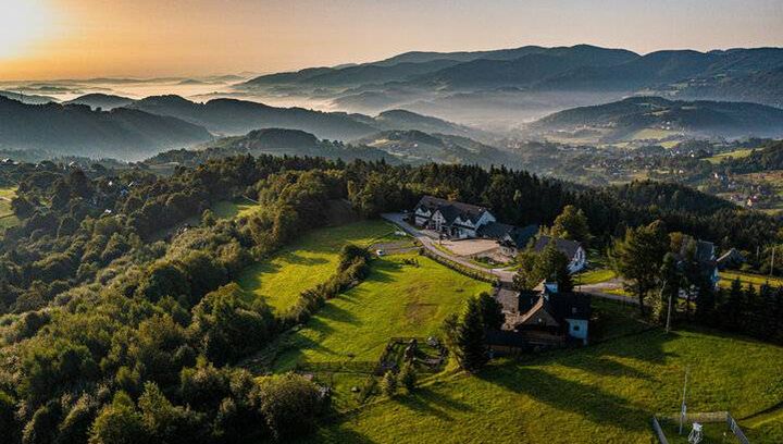 Beskid Wyspowy z nową atrakcją. Doskonale widać Tatry i Gorce