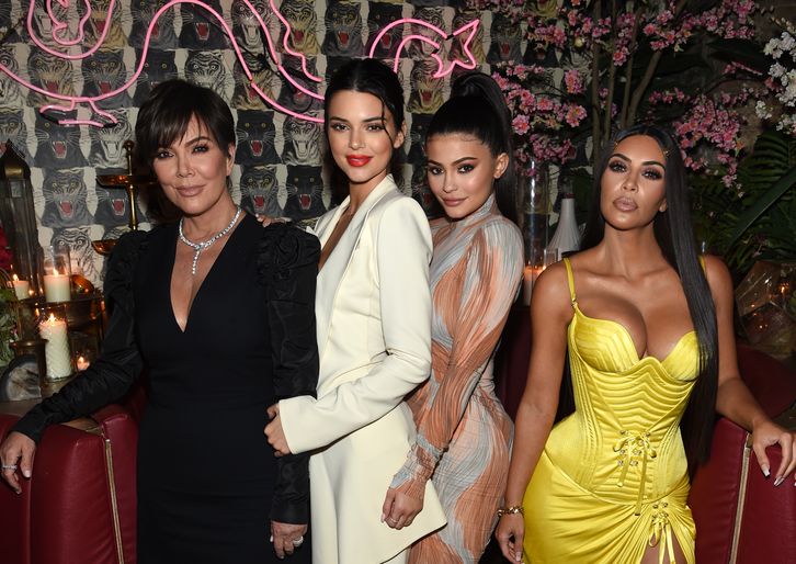Kris Jenner z córkami: (od lewej) Kendall, Kylie i Kim