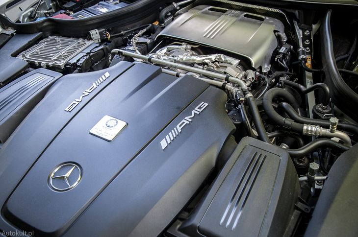 MercedesAMG GT R (2020) opinia, cena, osiągi