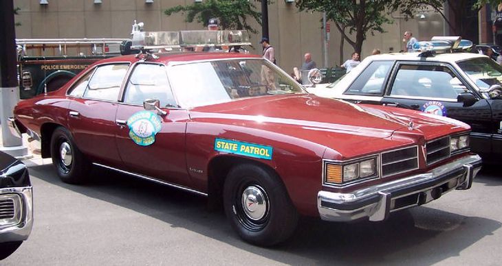 Island Chrysler Dodge >> Stare amerykańskie radiowozy - szeryf, pączek i kawa ... Island Chrysler Dodge >> Stare amerykańskie radiowozy - szeryf, pączek i kawa ...